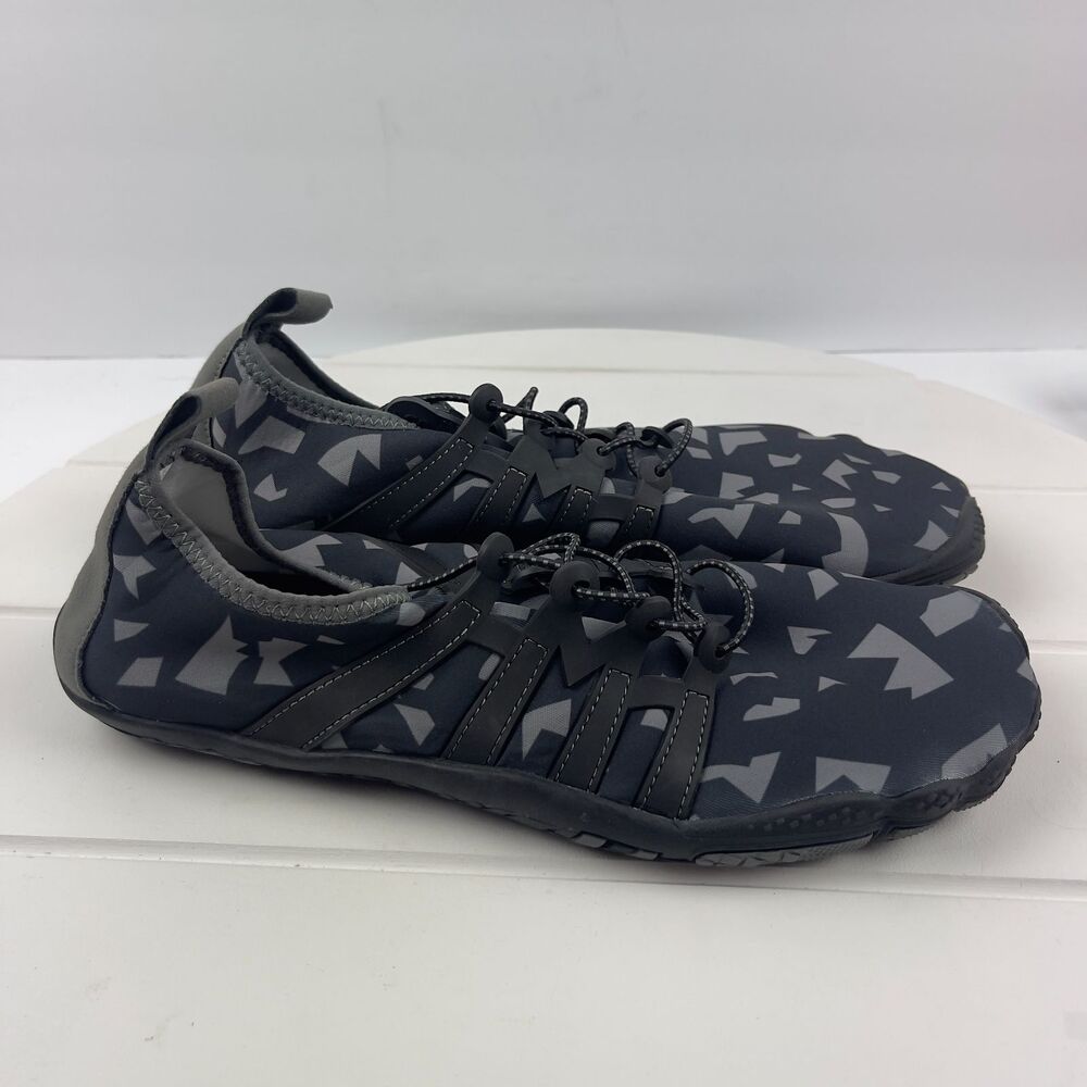 KEMISANT Mens Water Shoes, Unisex Barefoot Aqua Shoes Size 11 US / 45 EU Beach